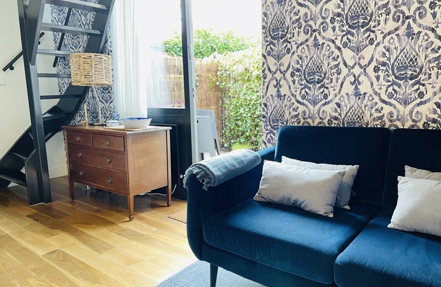 Boutique Apartments Bergen "Blue", with private terrace and courtyard