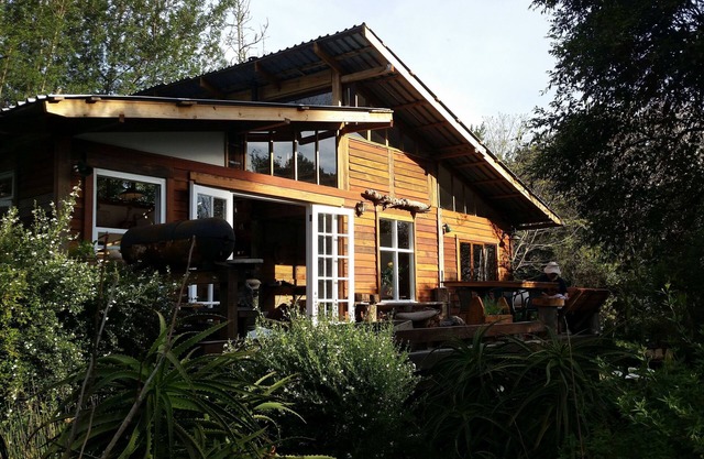 Boutique Vintage Forest Cabin, Panorama Loft Views