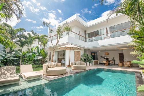 Brand New 4br Villa 400 To Finns Canggu