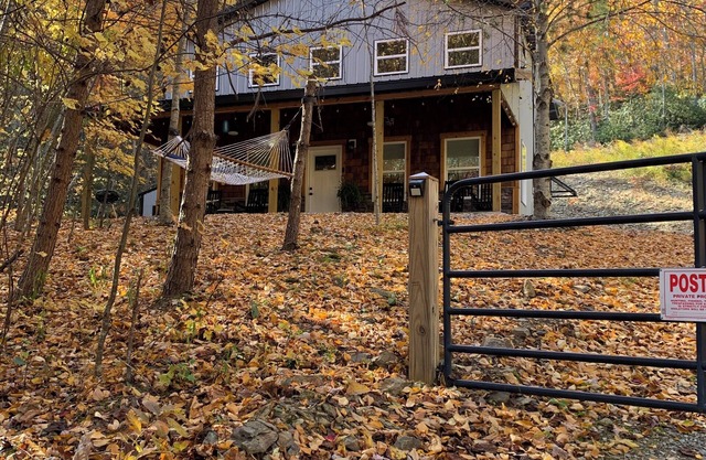 Brand new barndominium nestled in the Smoky Mountains. We use spring fed water .