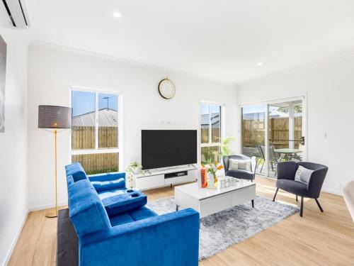 Brand New Comfy Home 4Bedroom designer furniture