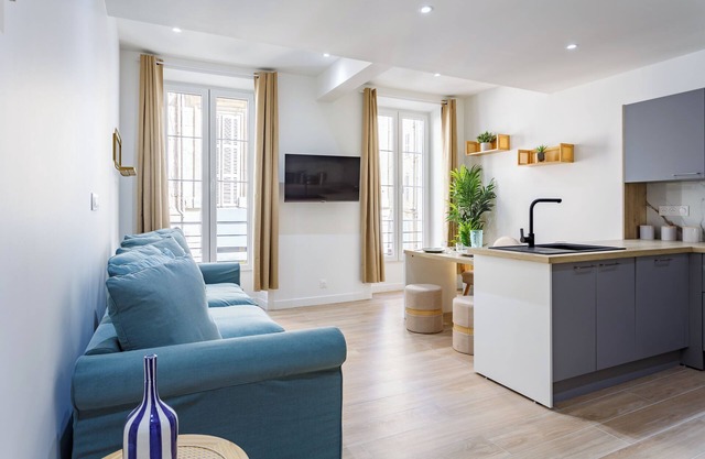 Brand new flat 3min walk from the old port of Marseille