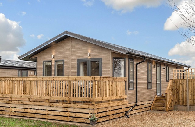 Brand new for 2023. Luxury lodge with a stylish finish.