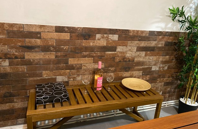 Brand New Spacious 1 BR of 60m2 near Paris