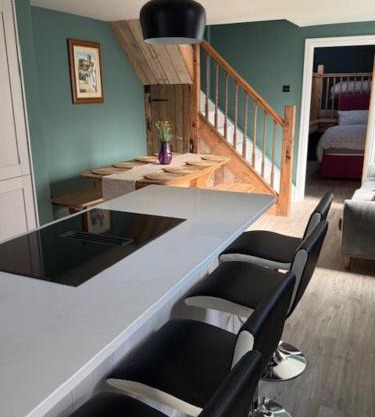 Brand New Stylish Converted Coach House in Cardiff