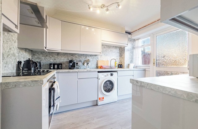 Braybrooke Bliss - 3 Bedroom House in Basildon