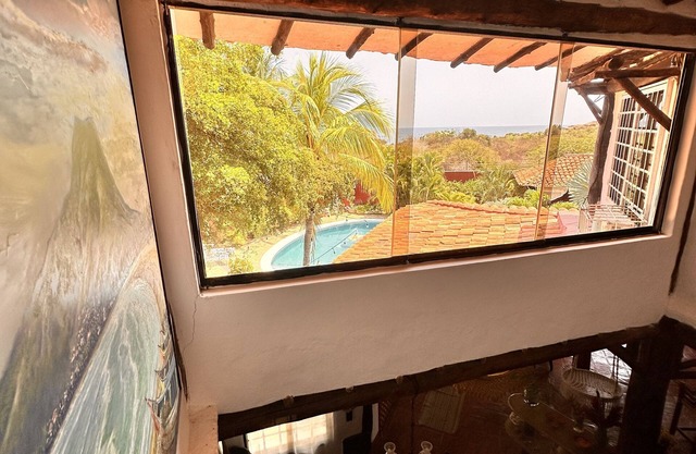 Breathtaking Views: 5-Bedroom Villa and private Pool at Rancho Rebecca