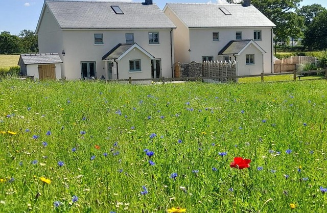 Brecon Beacons Cottage with Stunning Country Views