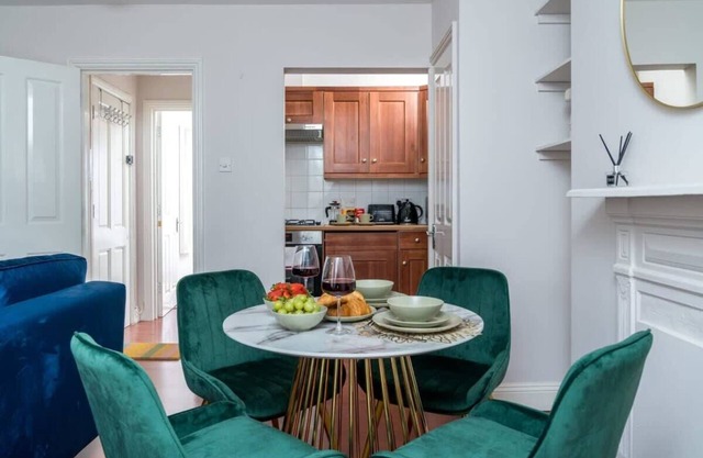 Brick Lane, London 🏡 Glamorous One Bedroom Serviced Apartment