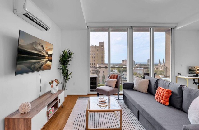 Bright & Airy 1BD in Tulsa with Onsite Gym