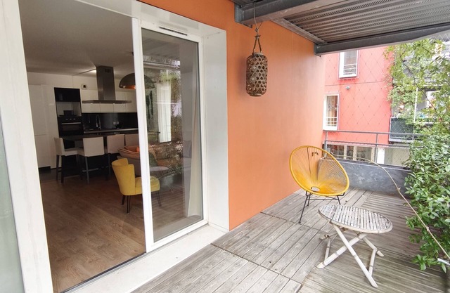 Bright, comfortable apartment