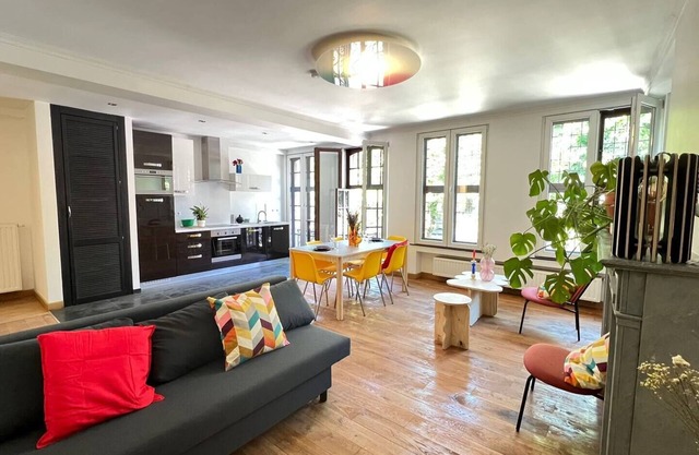 Bright loft in the heart of Paris