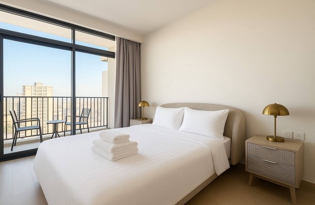 Bright & Modern Stay in Al Furjan