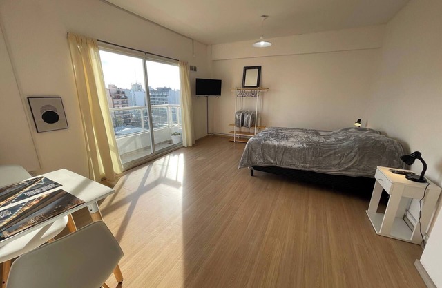 Bright Retreat Modern Temporary Rental in Caballito
