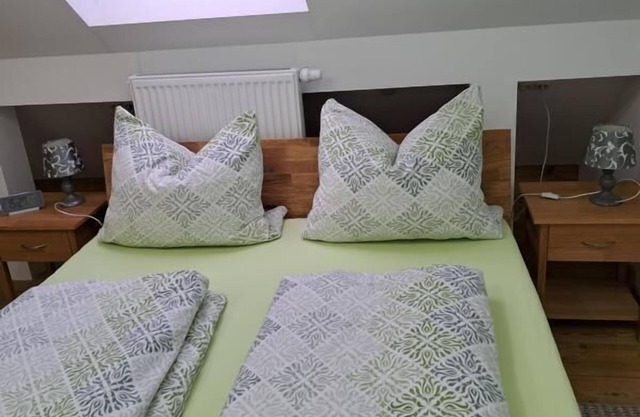 Bright vacation apartment (70 m²) for up to 4 people with free WiFi