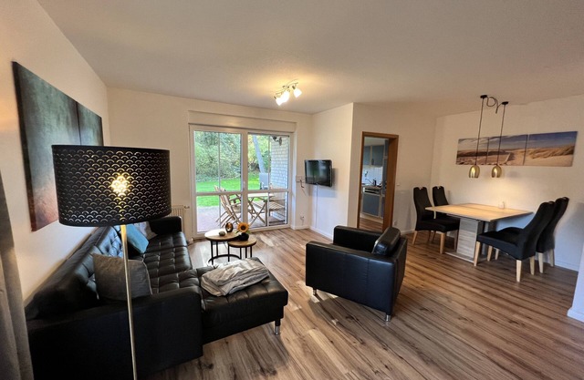 Bright vacation apartment with communal garden in a quiet location