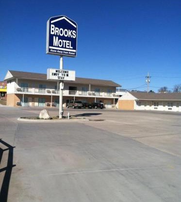 Brooks Motel