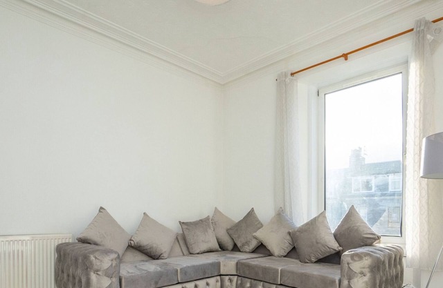 Brulee House - 2 Bed Apartment in Aberdeen
