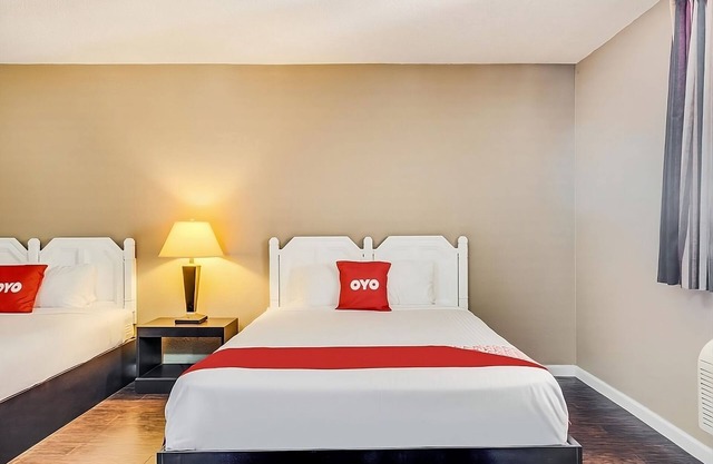 Budget-Friendly Accommodation! FREE Parking, Near National Route 66 Museum