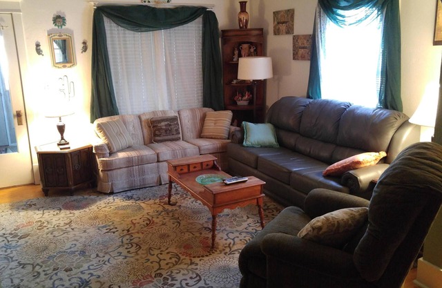 Budget Home. 30 Minutes from the Wisconsin Dells.