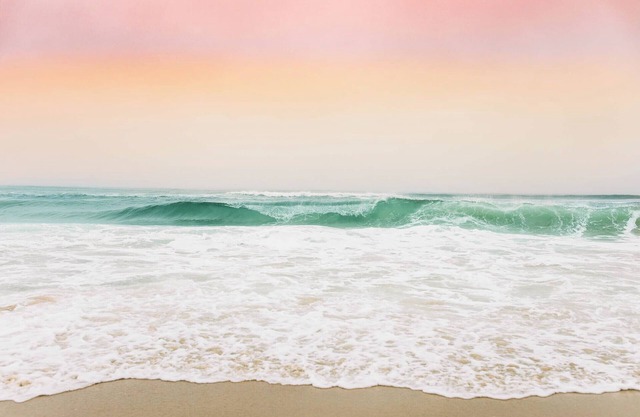 Budget & Pup-Friendly Oceanside! Classic OBX Style w/Shiplap, Walk-In Showers!