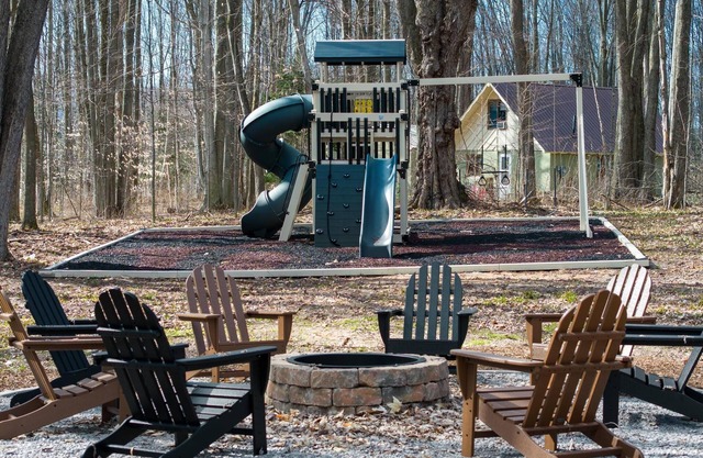 Built for You - 4BR w/Playground, Sauna, Games!