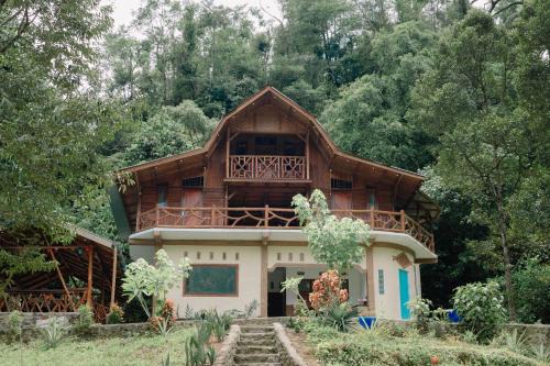 Bukit Lawang - Batu Kapal Rimba House