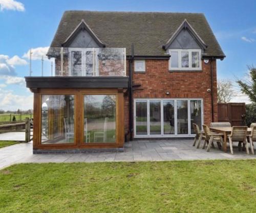 Bumble cottage
