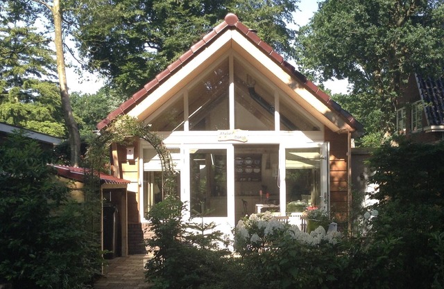 Bungalow very idyllic. Right on the forest, dunes and beach.