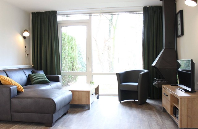 Bungalow with garden, located in a natural area