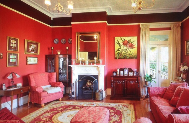 Burnie Brae circa 1908 - Netflix, Wifi, Air Con, Quiet Area, with 2 X Queen Beds