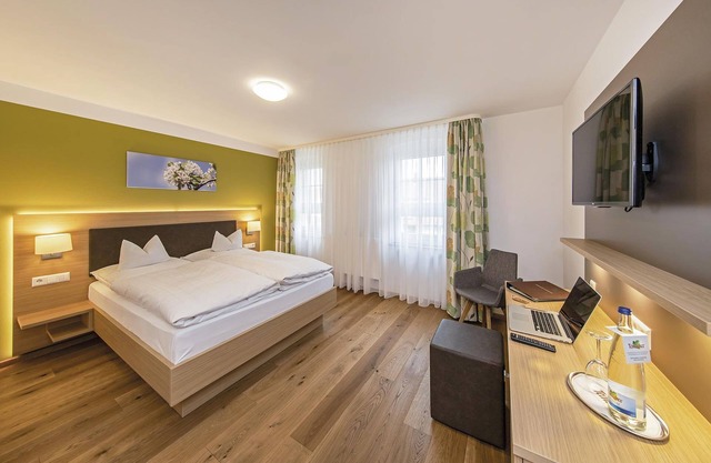 Business Doppelzimmer mit Dusche und WC