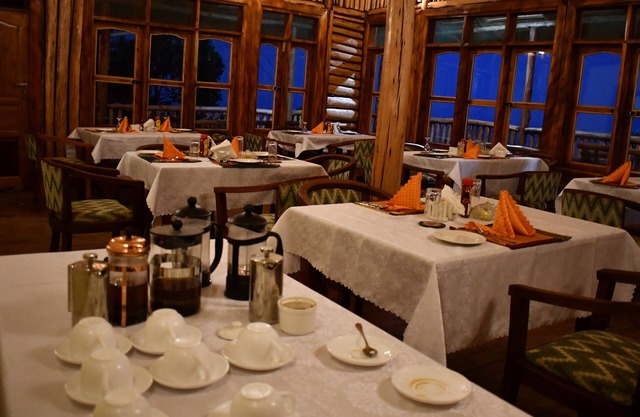Bwindi Orugano Lodge