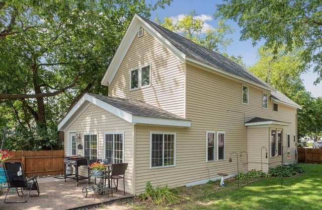 By the Lake. Close to Shoreview, Stillwater, Grant, Mahtomedi