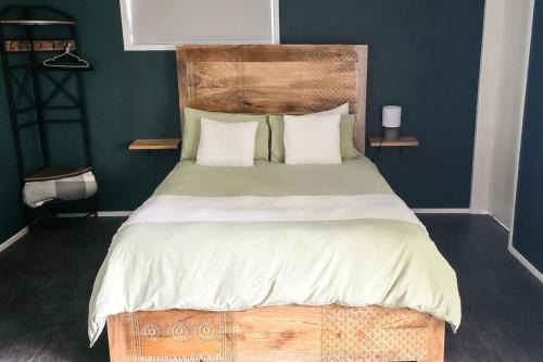 Byron Bay Hinterlands Dreaming Woods Cabin Three