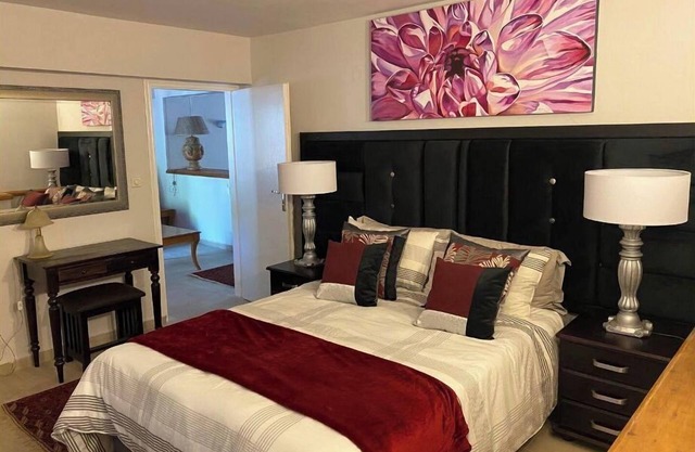 Byron House - Apartment 3