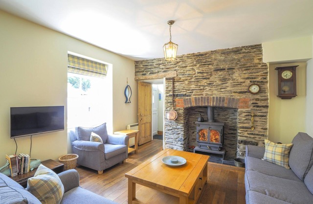 Bywell, Llangrannog - Three Bedroom Cottage, Sleeps 6