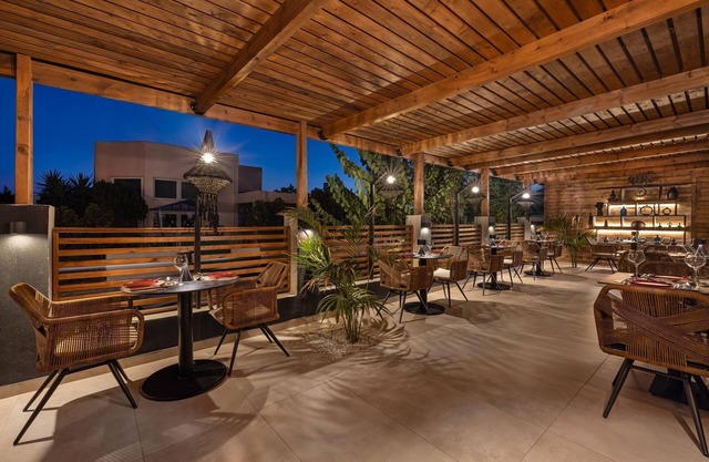 Cabana Blu Lifestyle Boutique Hotel & Suites