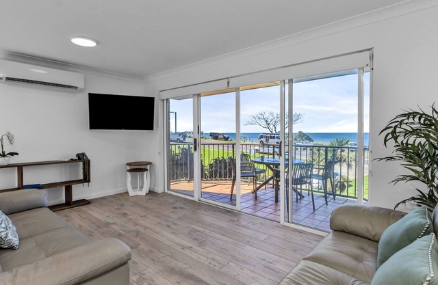 Cabarita Beachfront with Headland Views - Apt 15