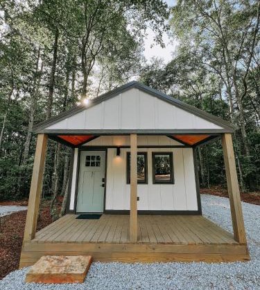 Cabin #1 Studio With Kitchenette