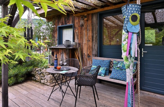 Cabin 'Belle Lune' with Mountain View, Private Terrace and Private Garden