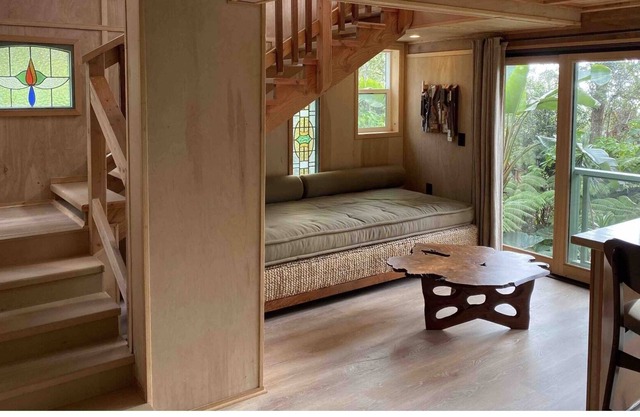 Cabin Treehouse in the Hawaiian Cloud Forest