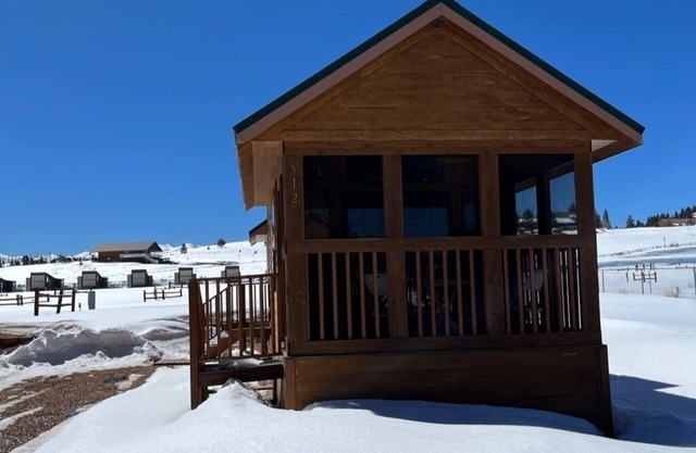 Cabins by Panguitch Lake: Where Rustic Charm Meets Amazing Fishing!