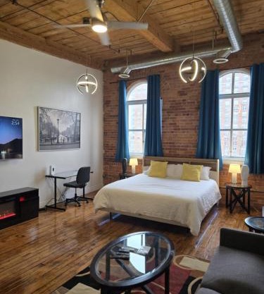 Cadillac Studio Loft