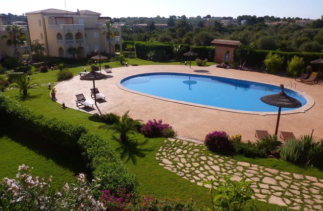 Cala Anguila 315: Beach apartment fully equipped, with pool, gardens and WIFI
