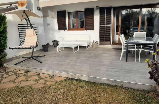 Cala D'Or Beautiful modern apartment, private garden, BBQ, swimming pools, beach