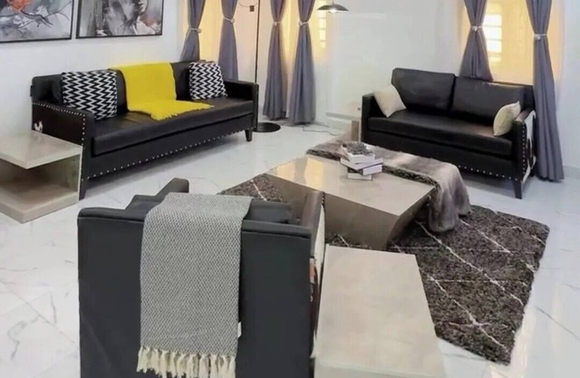 Calli's Court Apartment