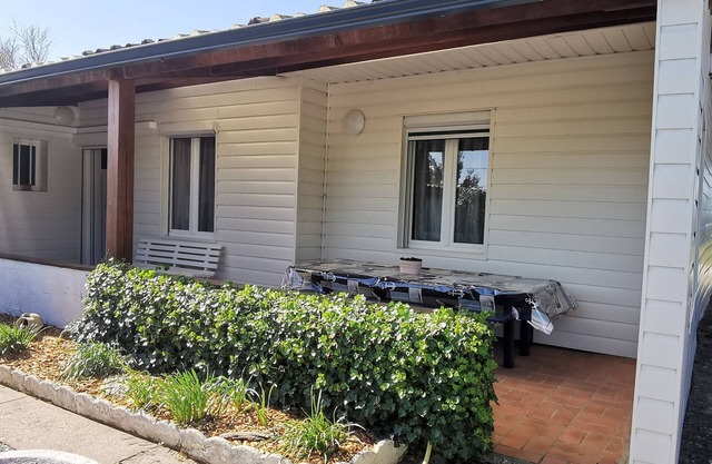 Calm house with AC, WIFI, garden and view of the Lay