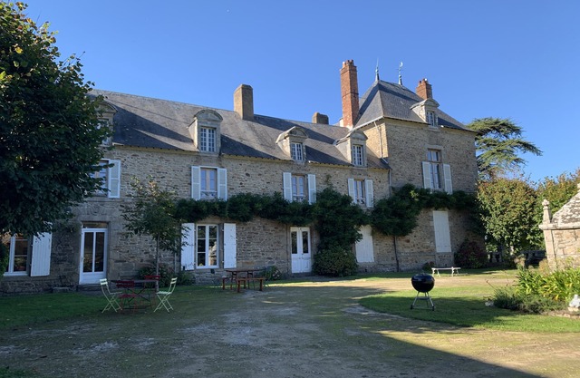 Calme, Repos et Balades Dans une Magnifique Demeure de Charme