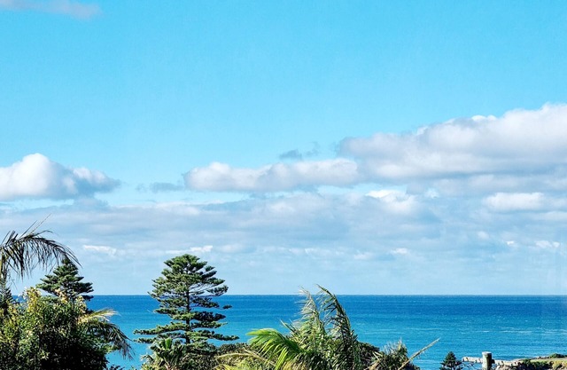 Calypso on Collins - Ocean Views, Town Centre